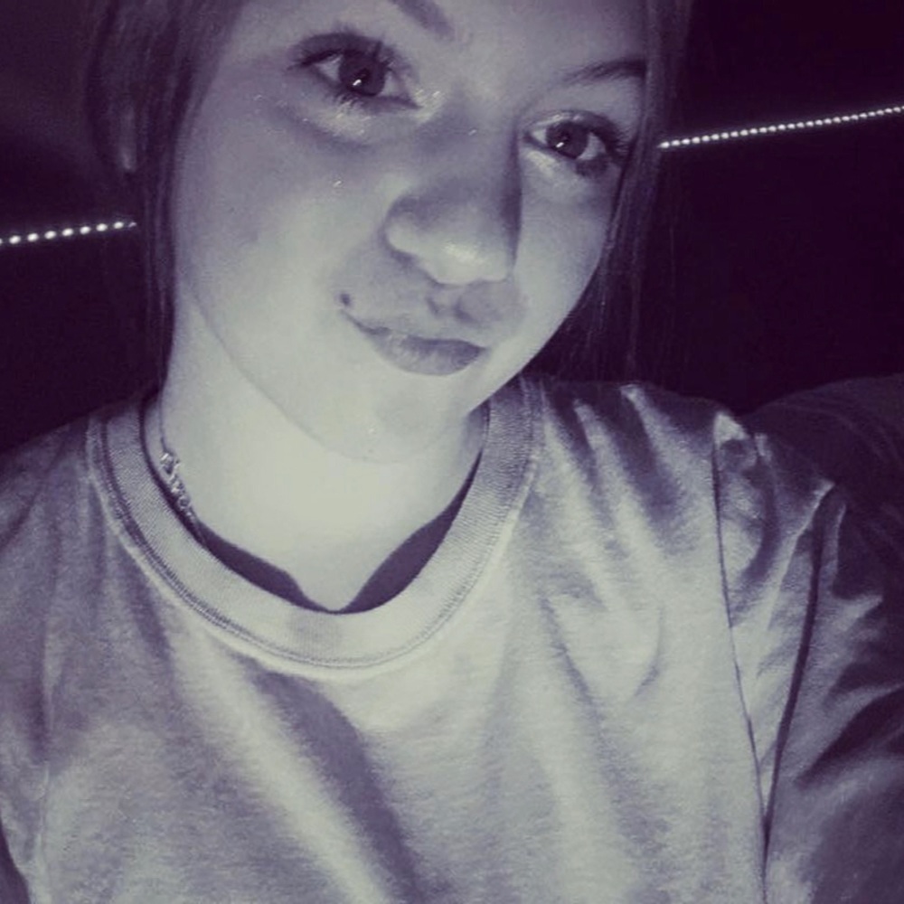 Meet your Posher, Alaina